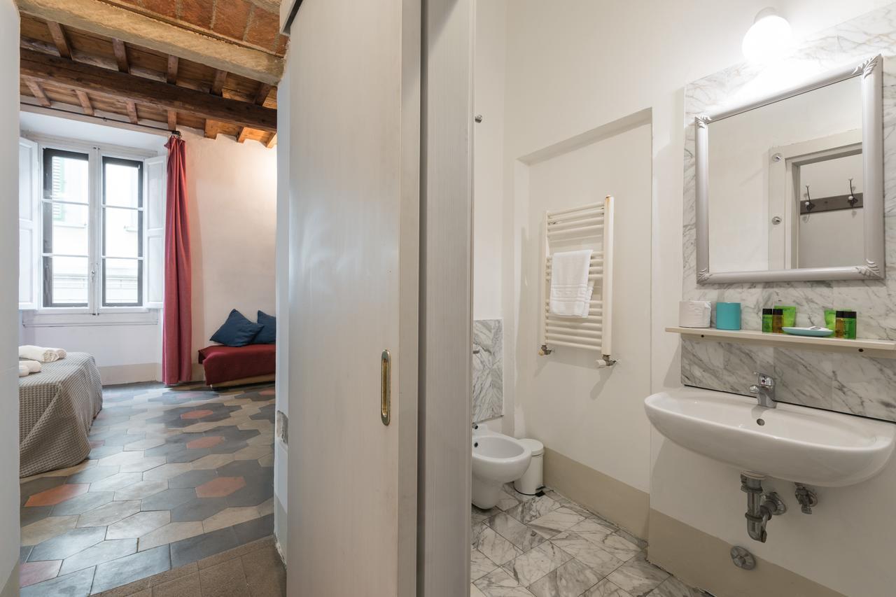 F7 - Santa Croce One Bedroom Flat For 2 Or 3 Guests Florence Buitenkant foto